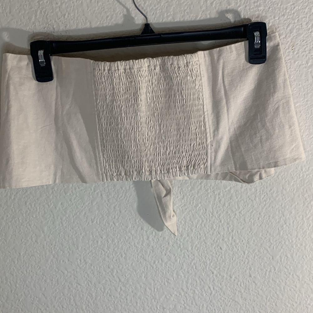 Express Linen-Blend Tie Front Bandeau Top. Summer vacation layering - Picture 6 of 6